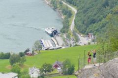 Møre og Romsdal - Stranda - Fv63 - Geiranger - Flydalsjuvet utkikkspunkt - Geirangerfjorden