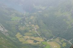 Møre og Romsdal - Stranda - Bomveg til Dalsnibba - Utsyn mot Geiranger