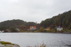 Vestland - Sveio - Valevåg - Ferjekaien - Utsikt over mot Nappen
