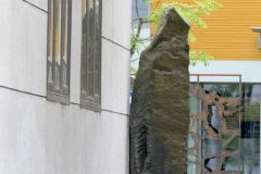 Trøndelag - Trondheim - Peter Egges plass - Skulptur - Munken (Bård Breivik, 1995)
