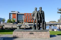 Trøndelag - Trondheim - Krigsseilermonumentet (Kristofer Leirdal, 1982)