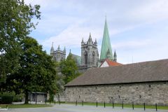 Trøndelag - Trondheim - Erkebispegården og Nidarosdomen