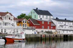 Nordland - Vågan - Henningsvær - Heimsundet