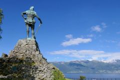 Vestland - Vik - Vangsnes - Skulptur - Fridtjovstatuen
