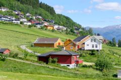 Vestland - Vik - Utsikt fra stavkirken