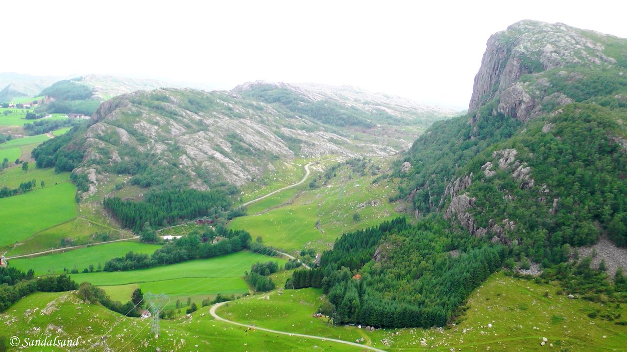 Rogaland - Bjerkreim - Utsikt mot Kyrkjefjellet til høyre