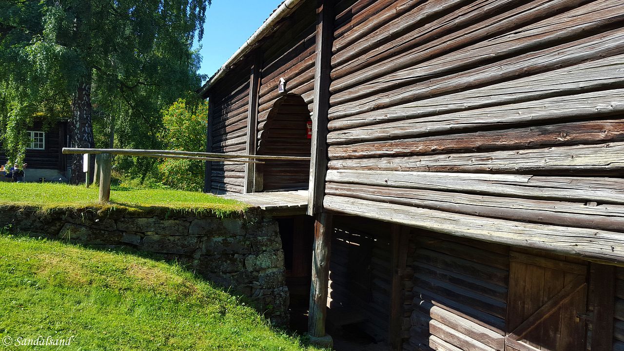 Oppland - Gran - Hadeland folkemuseum - Låve fra Bjørge